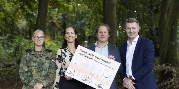 Ondertekening 'Defensie Versnelling Charter Vastgoed'