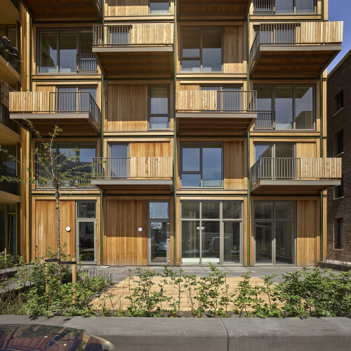 Houten gebouw
