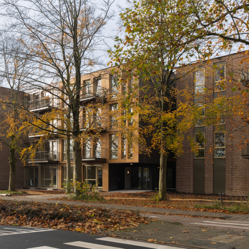 0277 BMB - M'DAM copyright studioPXL- 0002 LR.jpg