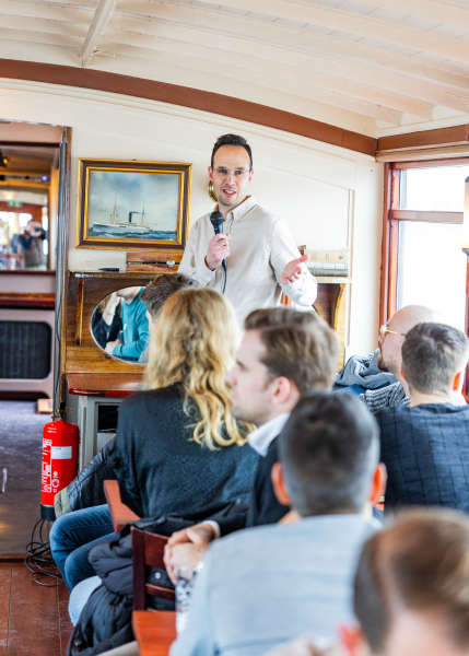 Jong VolkerWessels Boot spreker