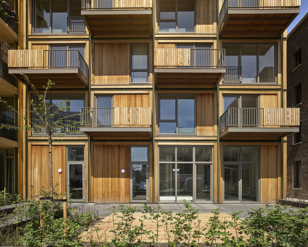 Houten gebouw