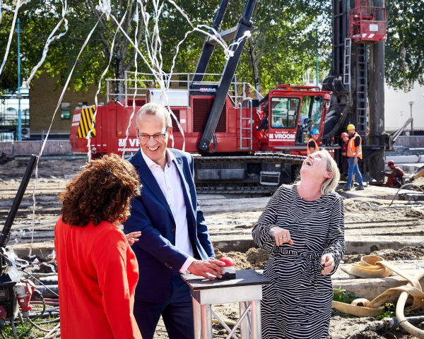 Start bouw Naritaweg 10, Amsterdam - DW Property - cMilan Hofmans, 08 september 2022 9 - gro - hz.jpg