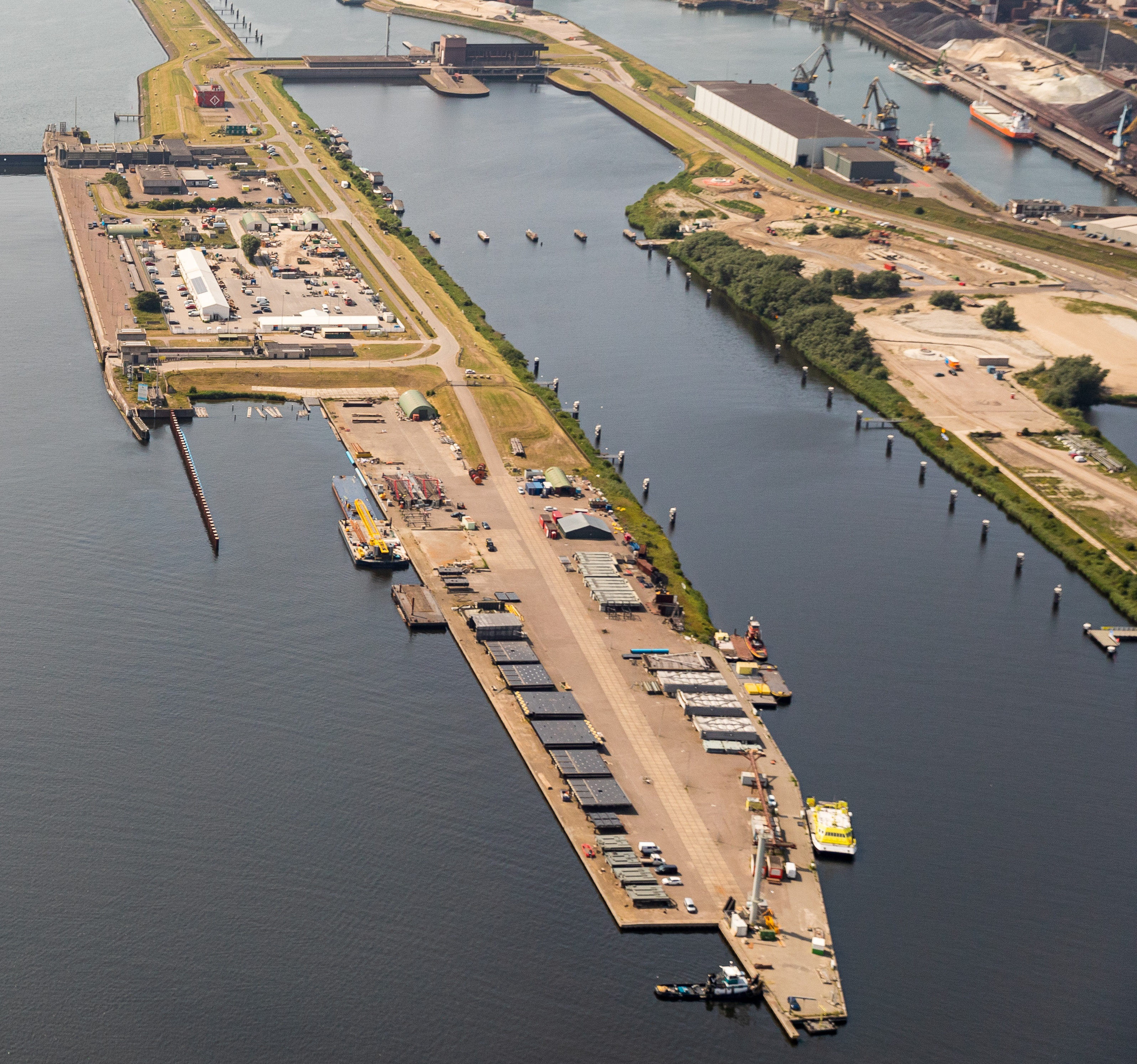 Binnenspuikanaal Bron Topview Luchtfotografie.jpg